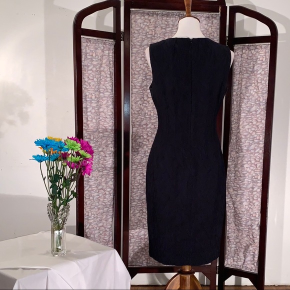 Elie Tahari Black and blue sleeveless dress. - Picture 4 of 8